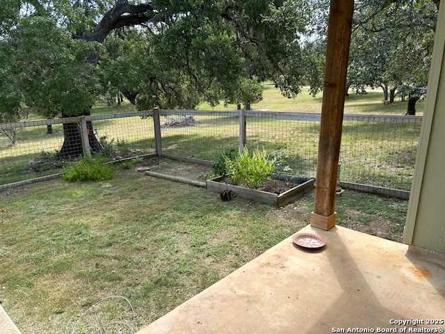 Image 17 of 18 For 17 Ernest