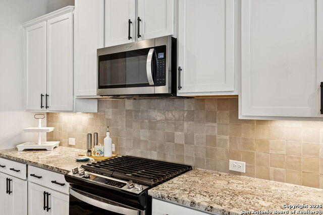Listing photo id 12 for 125 Amarosa