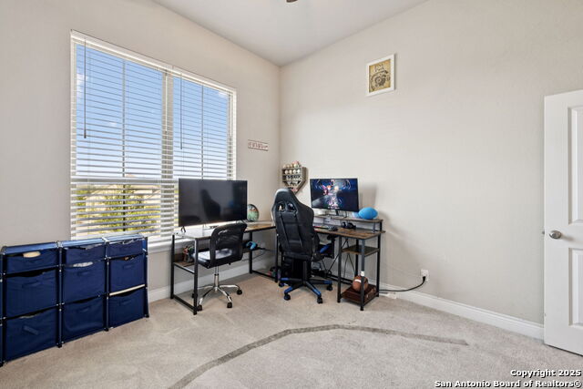 Listing photo id 25 for 125 Amarosa