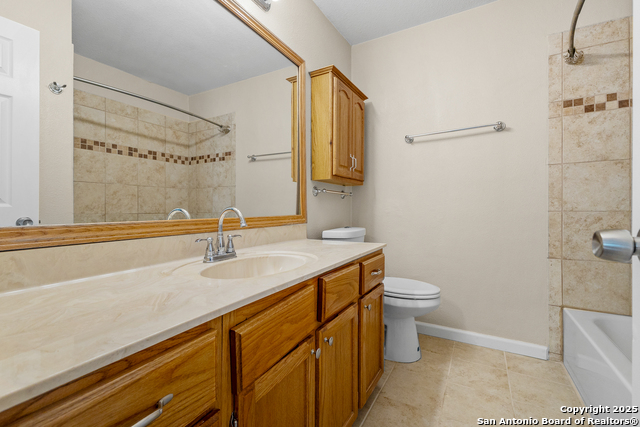Listing photo id 16 for 4370 Knollshire