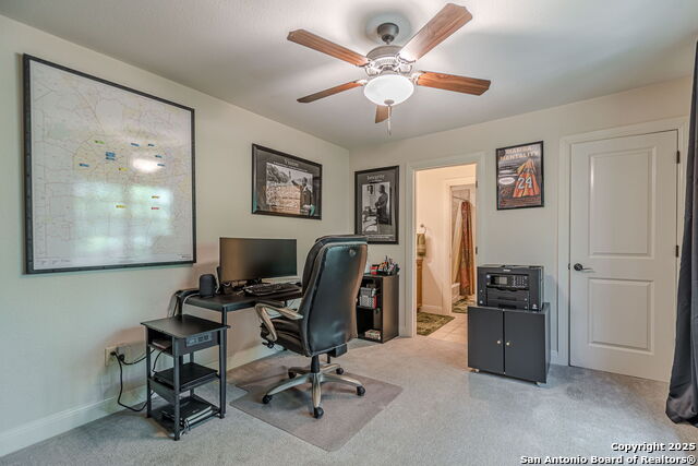 Listing photo id 17 for 519 Circle  