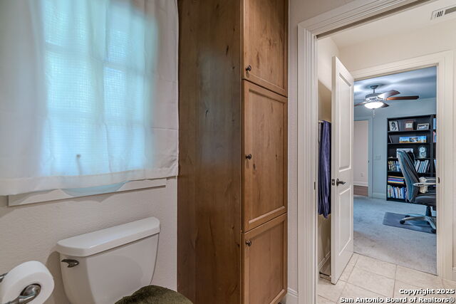 Listing photo id 20 for 519 Circle  