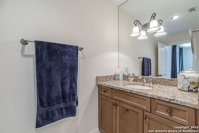 Listing photo id 21 for 519 Circle  