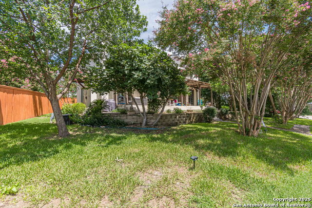 Listing photo id 38 for 519 Circle  