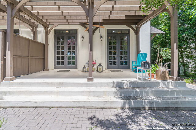 Listing photo id 4 for 519 Circle  