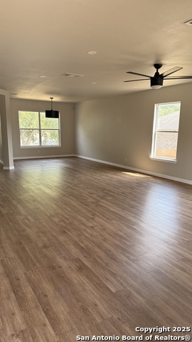 Listing photo id 0 for 12018 Retama Hollow