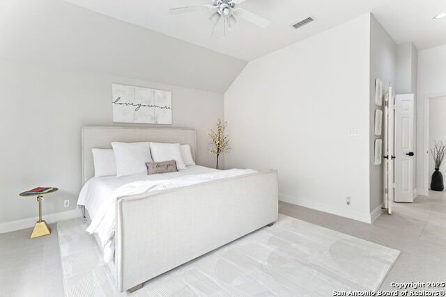 Image 23 of 41 For 2204 Encino Cliff