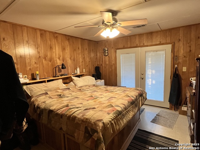 Listing photo id 10 for 104 Sd 14070