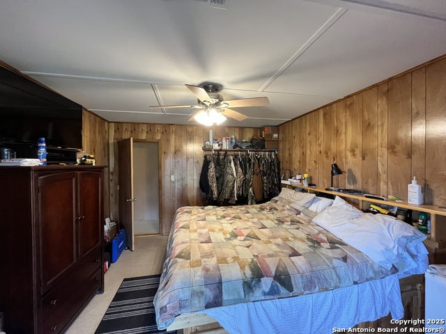 Listing photo id 11 for 104 Sd 14070