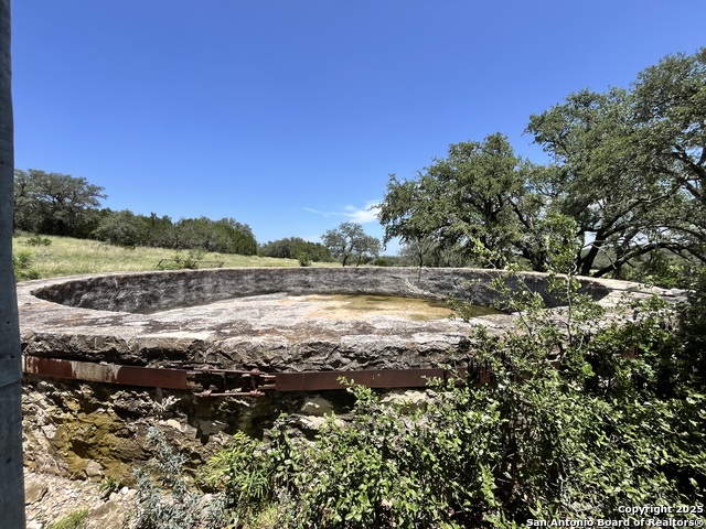 Listing photo id 21 for 104 Sd 14070