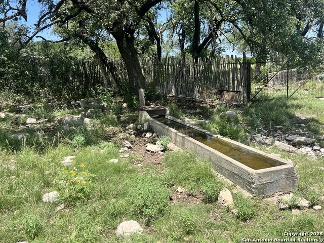 Listing photo id 23 for 104 Sd 14070