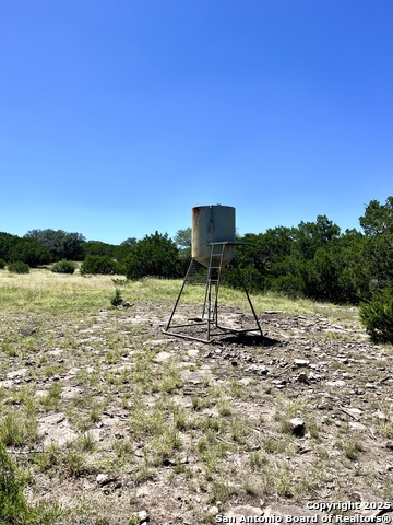 Listing photo id 31 for 104 Sd 14070