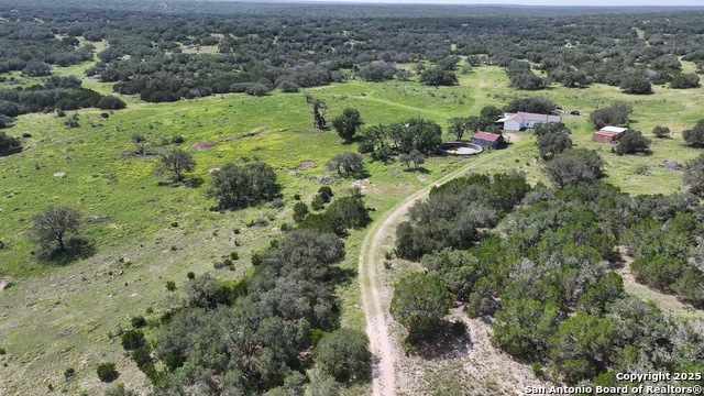 Listing photo id 2 for 104 Sd 14070