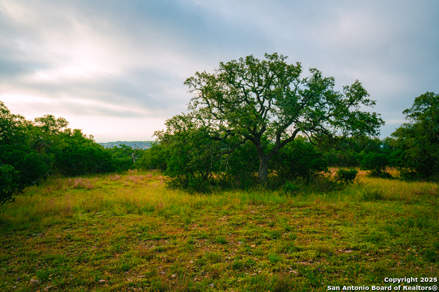 Image 8 of 10 For 000 Lost Caves Ranch
