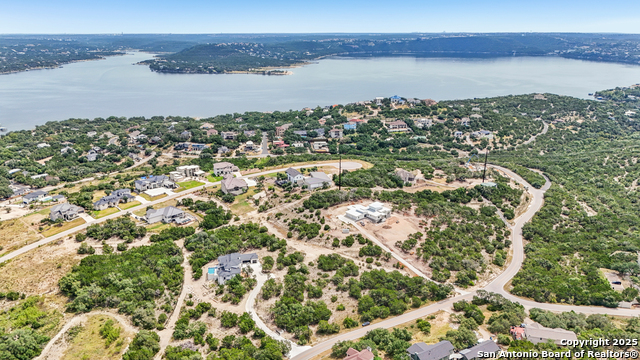 Listing photo id 3 for 15402 Watumba