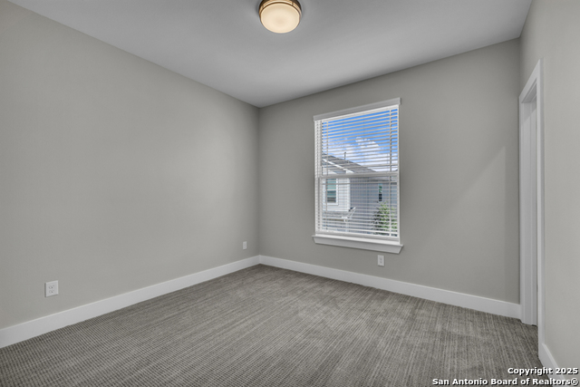 Image 29 of 49 For 1511 Sandalwood Ln E 6