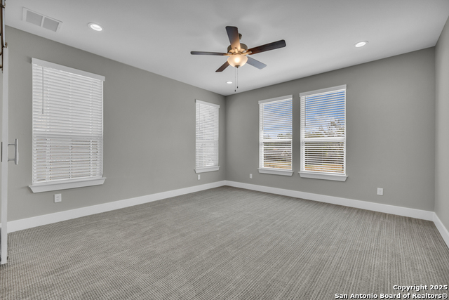 Image 30 of 49 For 1511 Sandalwood Ln E 6