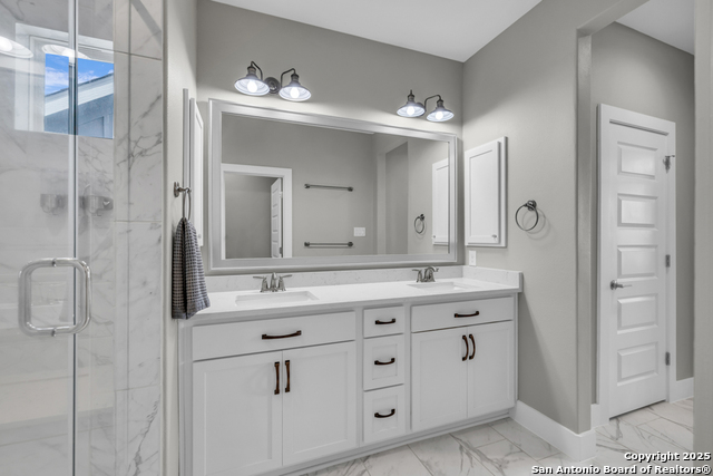 Image 34 of 49 For 1511 Sandalwood Ln E 6