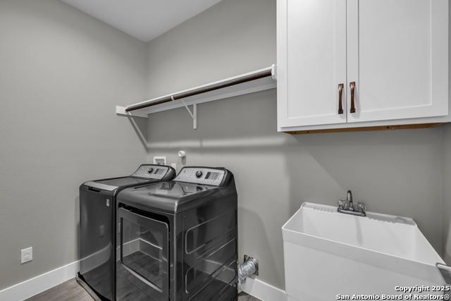 Image 41 of 49 For 1511 Sandalwood Ln E 6