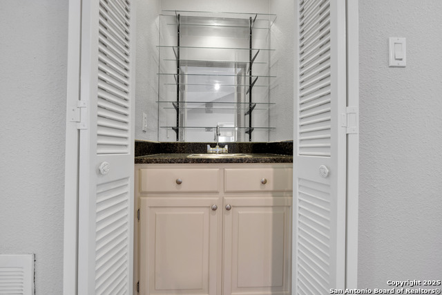 Image 7 of 28 For 4602 Bohill