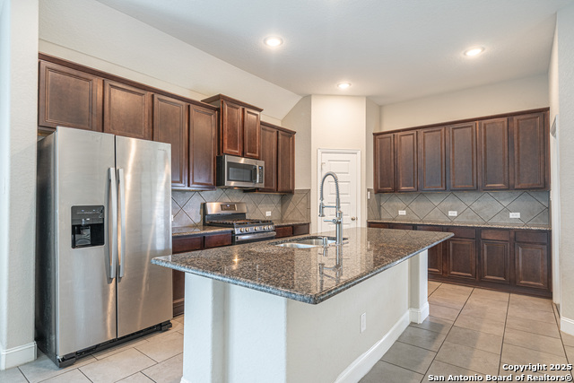 Image 4 of 35 For 3914 Brazos