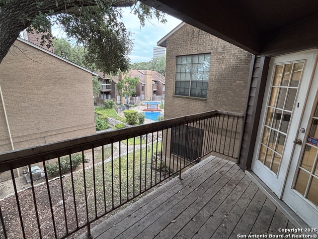 Image 14 of 37 For 8633 Datapoint Dr  244