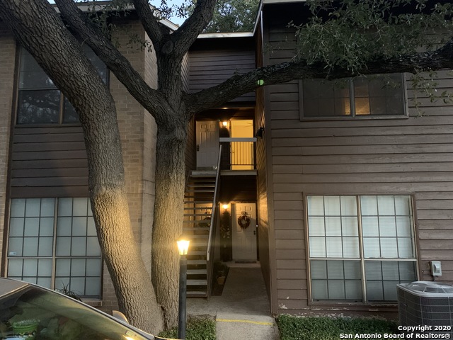 Image 17 of 37 For 8633 Datapoint Dr  244
