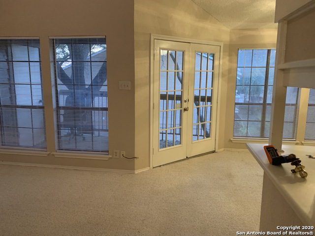 Image 28 of 37 For 8633 Datapoint Dr  244