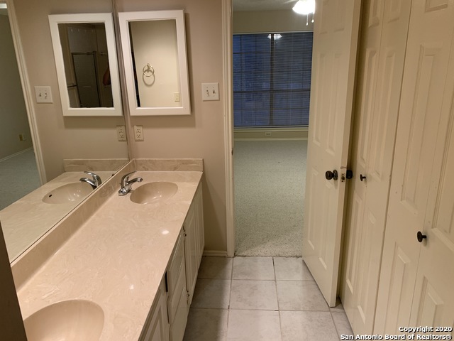 Image 29 of 37 For 8633 Datapoint Dr  244