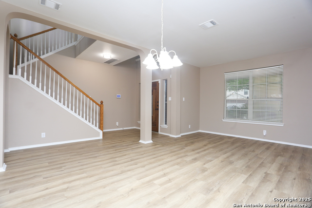 Image 4 of 31 For 14514 Redwood Valley