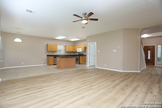 Image 6 of 31 For 14514 Redwood Valley