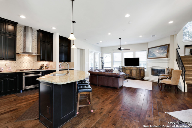 Image 2 of 30 For 4619 Avery  12