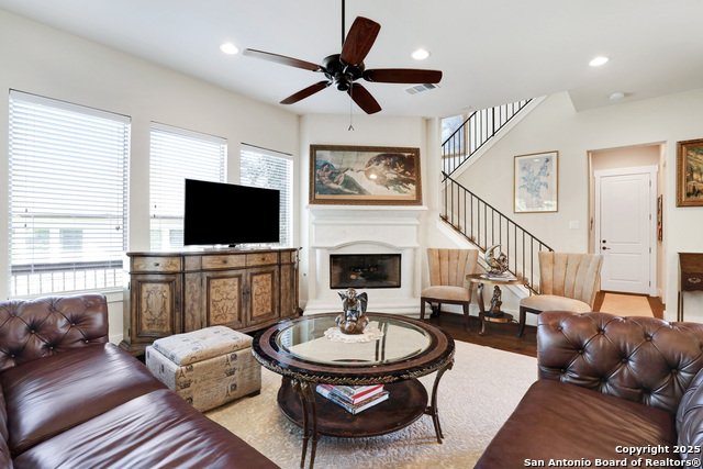 Image 4 of 30 For 4619 Avery  12