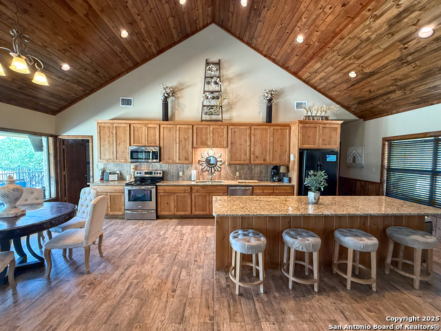 Listing photo id 12 for 84 Mountain Laurel