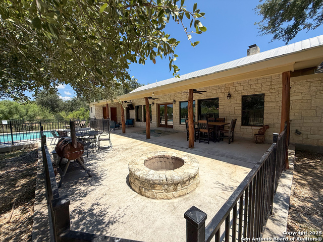Listing photo id 1 for 84 Mountain Laurel