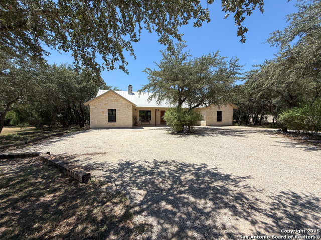 Listing photo id 3 for 84 Mountain Laurel