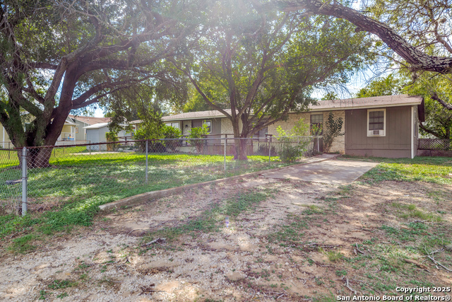 Image 3 of 29 For 6950 Lark Haven