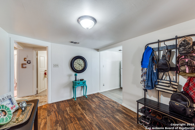 Image 9 of 29 For 6950 Lark Haven