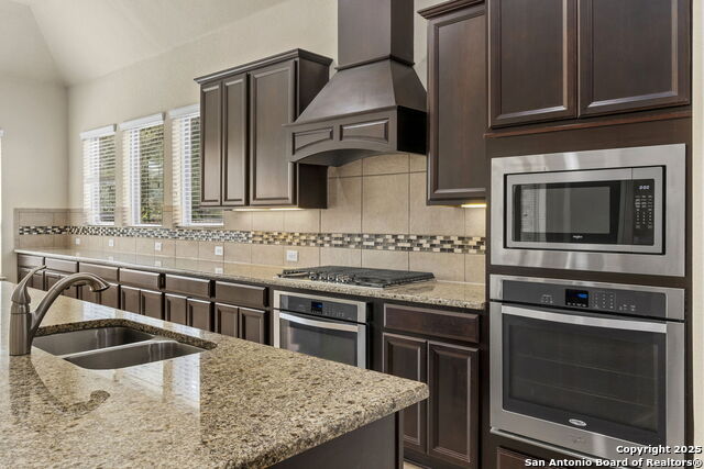 Image 17 of 57 For 11626 Klondike