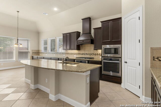 Image 18 of 57 For 11626 Klondike