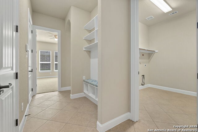 Image 27 of 57 For 11626 Klondike