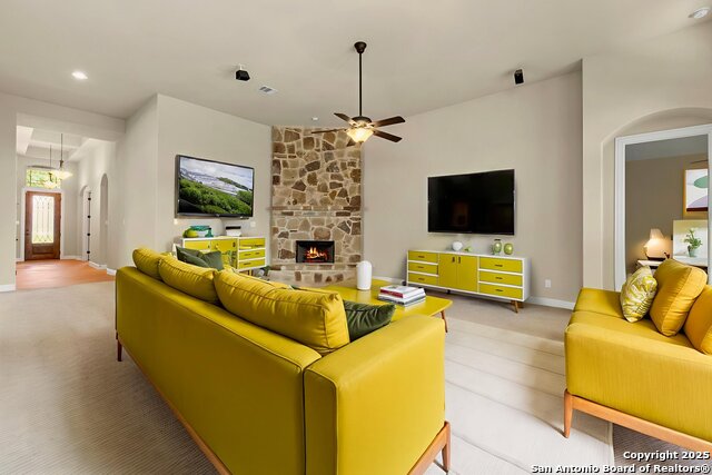 Image 8 of 57 For 11626 Klondike