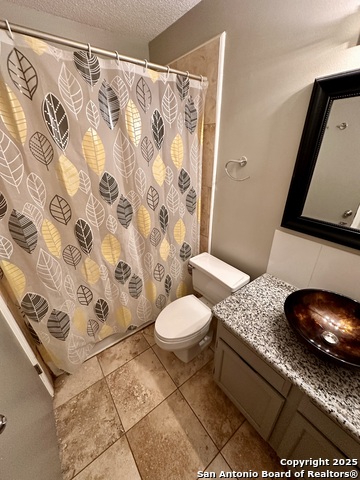 Image 14 of 16 For 5742 Larkdale