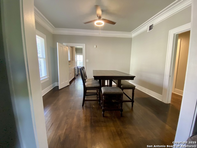 Image 10 of 36 For 1439 Highland Blvd E Downstairs