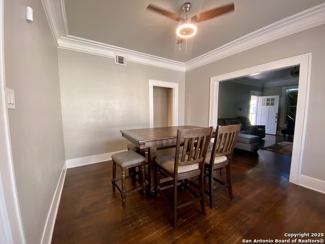 Image 12 of 36 For 1439 Highland Blvd E Downstairs