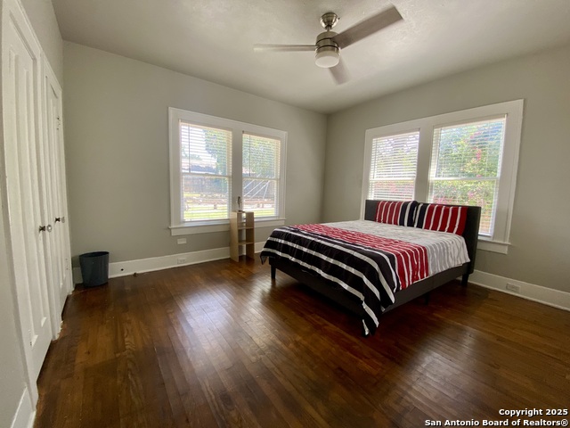 Image 23 of 36 For 1439 Highland Blvd E Downstairs