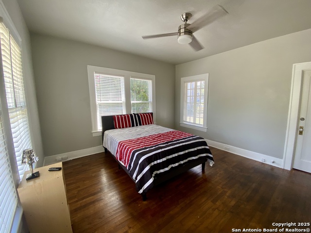 Image 24 of 36 For 1439 Highland Blvd E Downstairs