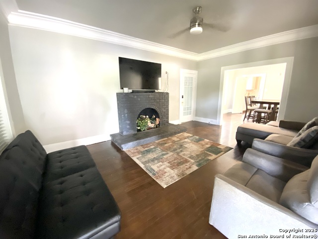 Image 6 of 36 For 1439 Highland Blvd E Downstairs