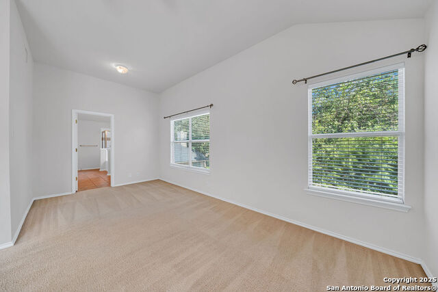 Listing photo id 10 for 6038 Wood Pass