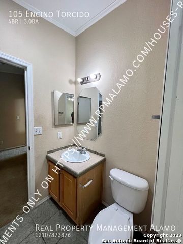 Image 20 of 30 For 105 Encino Torcido